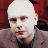 Phil Selway of Radiohead ,pictures, 2001 photo by Rhythm magazine